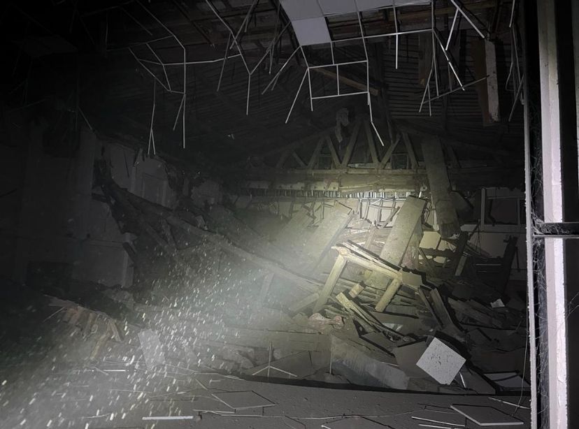 Крыша обрушилась в доме культуры Петропавловска