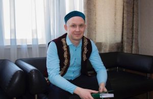 Североказахстанские госслужащие сменили строгие костюмы на национальную одежду