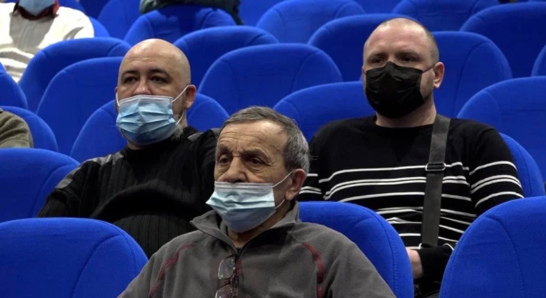 Дачники Петропавловска обратились с вопросами к Булату Жумабекову