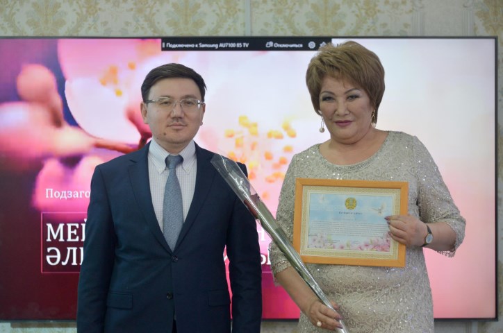 Женщин, внесших вклад в развитие СКО, наградили в Петропавловске