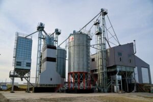 Аким СКО провёл встречу с сельчанами из района Шал акына 9 Аким СКО провёл встречу с сельчанами из района Шал акына