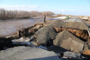 Паводок-2022: как в СКО пытаются «обуздать» стихию 10 Паводок-2022: как в СКО пытаются «обуздать» стихию