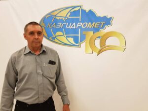 28 метеорологов из СКО получили нагрудный знак в честь 100-летнего юбилея «Казгидромета»