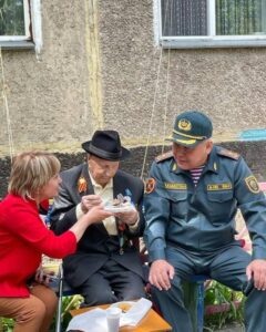 Вековой юбилей отметил ветеран ВОВ из Петропавловска