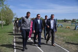 Кумар Аксакалов побывал в гостях у призёра Паралимпиады-2022