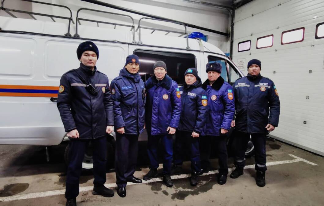 В Петропавловске спасли мужчину, который пытался выпрыгнуть из окна многоэтажки 5 В Петропавловске спасли мужчину, который пытался выпрыгнуть из окна многоэтажки