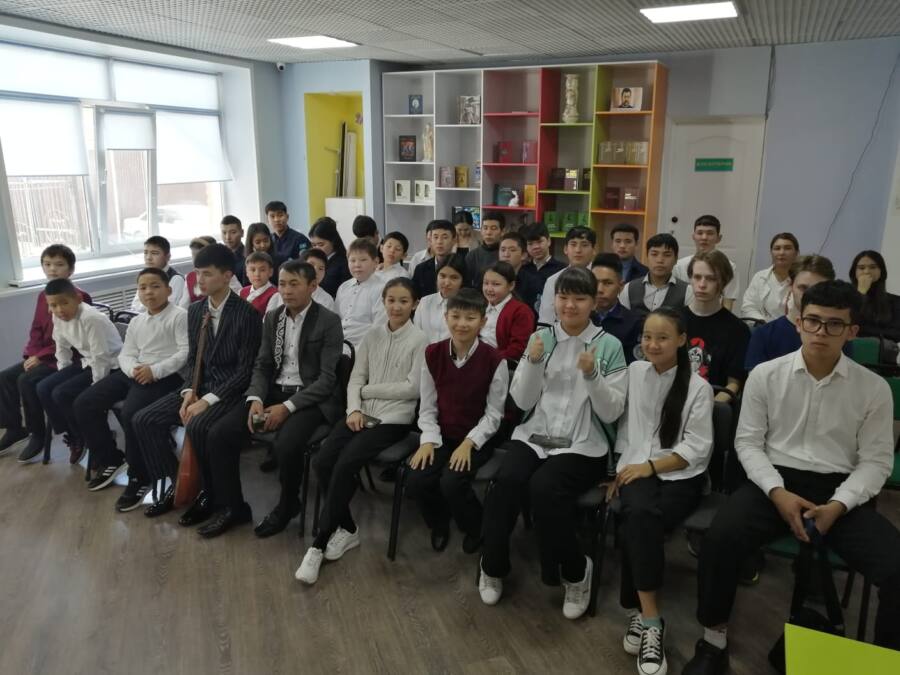 «Тұғыры биік – Төлен»: литературный вечер посвященный 80-летию известного казахского писателя прошел в Петропавловске 5 «Тұғыры биік – Төлен»: литературный вечер посвященный 80-летию известного казахского писателя прошел в Петропавловске