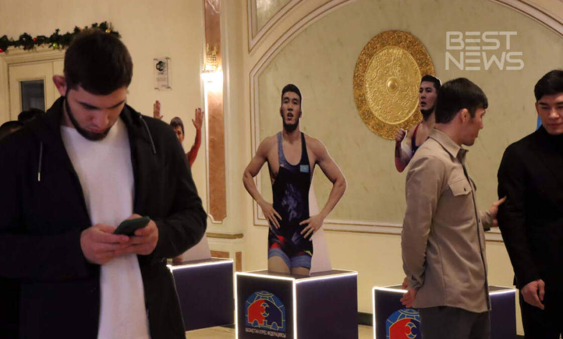 Североказахстанцу, чемпиону мира по вольной борьбе Ризабеку Айтмухану подарили квартиру