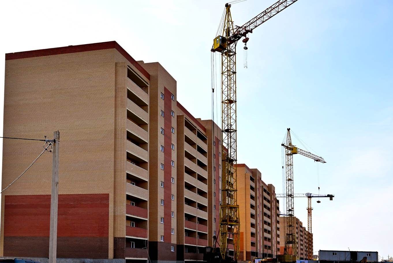 В Петропавловске возводится тридцать два многоквартирных дома